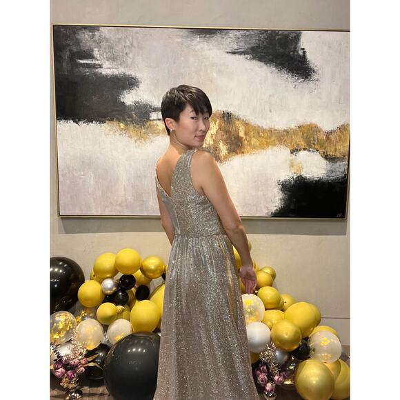 ADDISON EVENING Gold Gown Glitter Metallic Dress Sleeveless V-Neck Formal 8 NWT - Picture 15 of 15